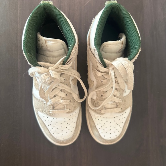 Nike Dunk shoes - Picture 6 of 8